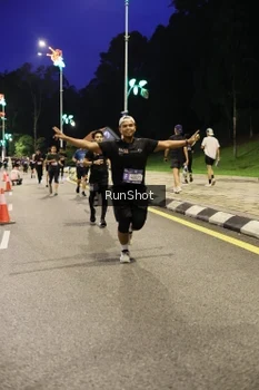 Runner Photo 4290931