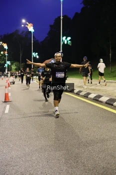 Runner Photo 4290933