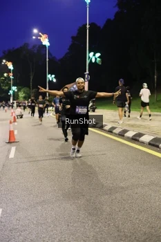 Runner Photo 4290938
