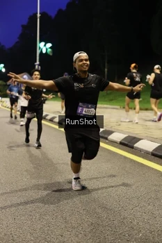 Runner Photo 4290945