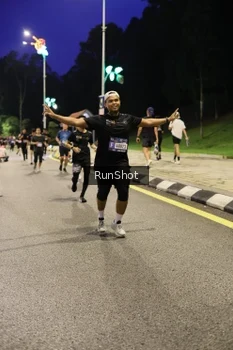 Runner Photo 4290946