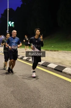 Runner Photo 4290969