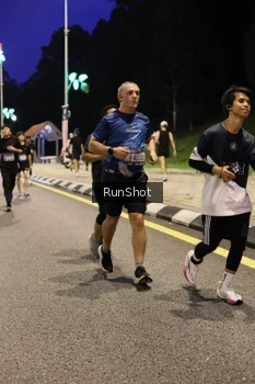 Runner Photo 4290970