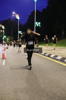Runner Photo 4290974