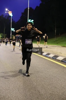 Runner Photo 4290975