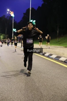 Runner Photo 4290978