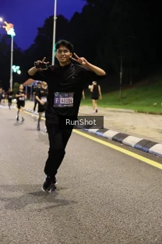 Runner Photo 4290984