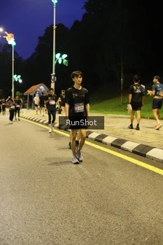 Runner Photo 4291000