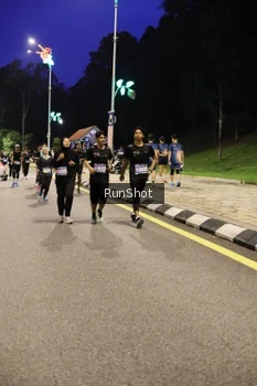 Runner Photo 4291024