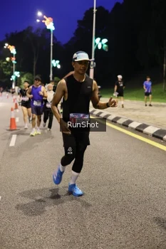 Runner Photo 4291112