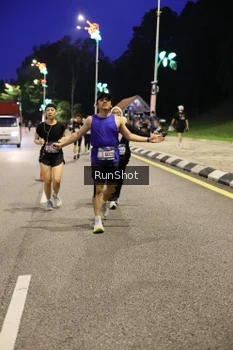 Runner Photo 4291125