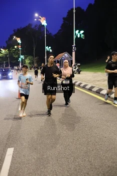 Runner Photo 4291265
