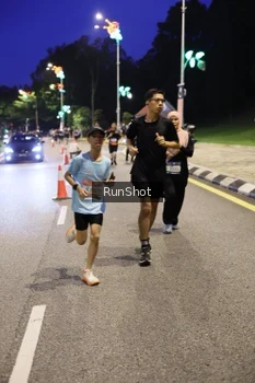 Runner Photo 4291273