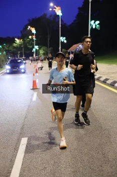 Runner Photo 4291276