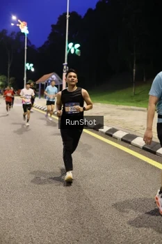 Runner Photo 4291345