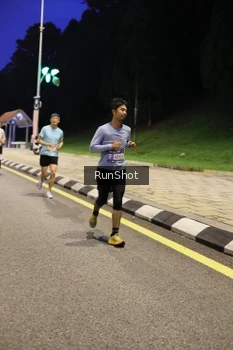 Runner Photo 4291351