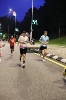 Runner Photo 4291355