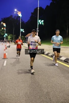 Runner Photo 4291358