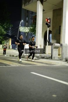 Runner Photo 4291359