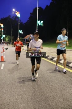 Runner Photo 4291362