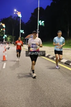 Runner Photo 4291365