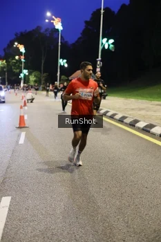 Runner Photo 4291371