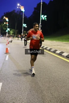 Runner Photo 4291373