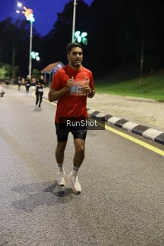 Runner Photo 4291378