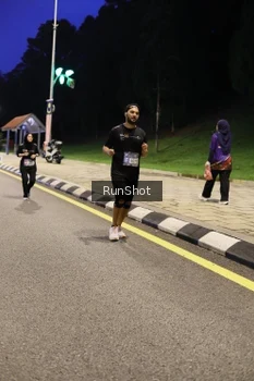 Runner Photo 4291380