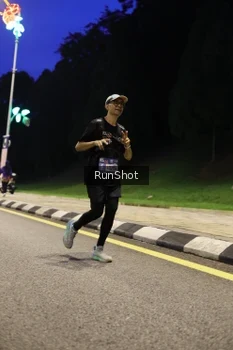 Runner Photo 4291417