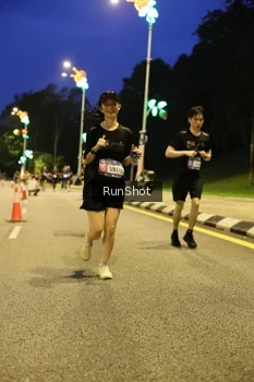 Runner Photo 4291450