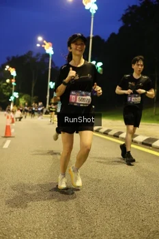 Runner Photo 4291457