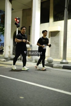 Runner Photo 4291459