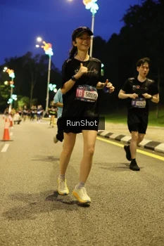 Runner Photo 4291470