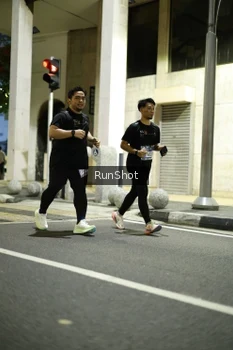 Runner Photo 4291471