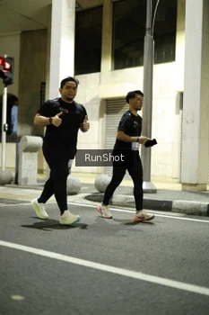 Runner Photo 4291514