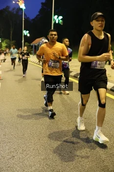 Runner Photo 4291543