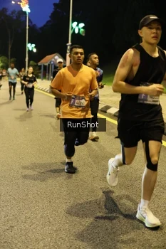 Runner Photo 4291544