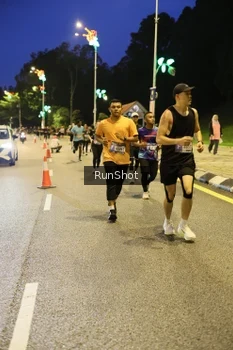 Runner Photo 4291546