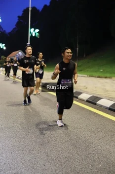 Runner Photo 4291643