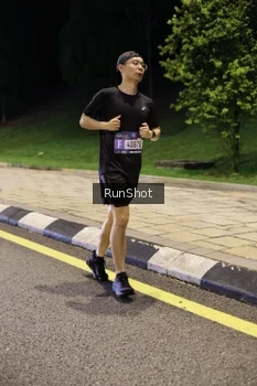 Runner Photo 4291674
