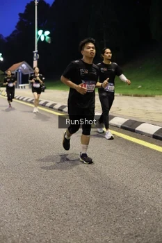 Runner Photo 4291714