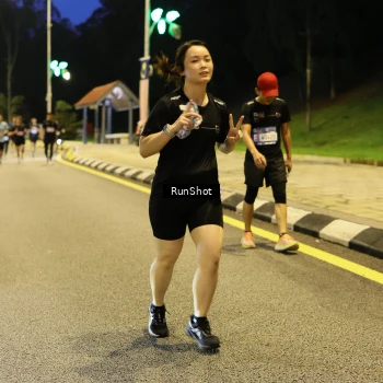 Runner Photo 4292116
