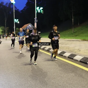 Runner Photo 4292268