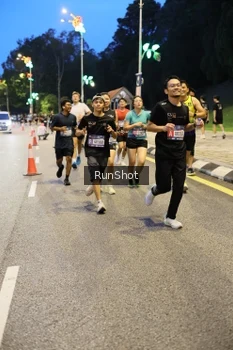 Runner Photo 4292347