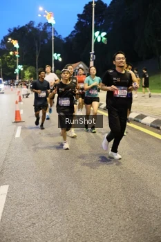 Runner Photo 4292359