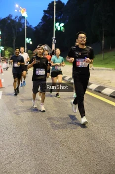 Runner Photo 4292361