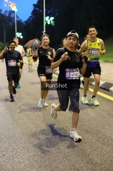 Runner Photo 4292369