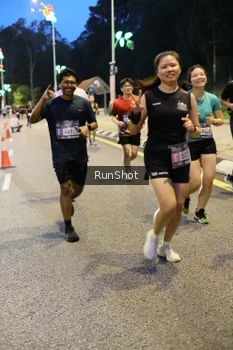 Runner Photo 4292376