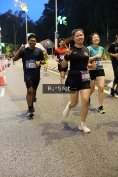 Runner Photo 4292379
